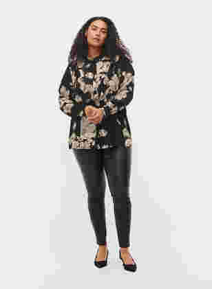 Coated leggings, Black, Model