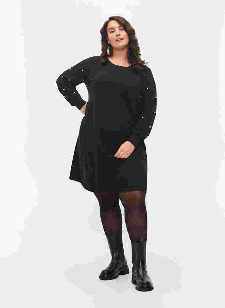Langermet kjole med perledetaljer, Black, Model image number 2