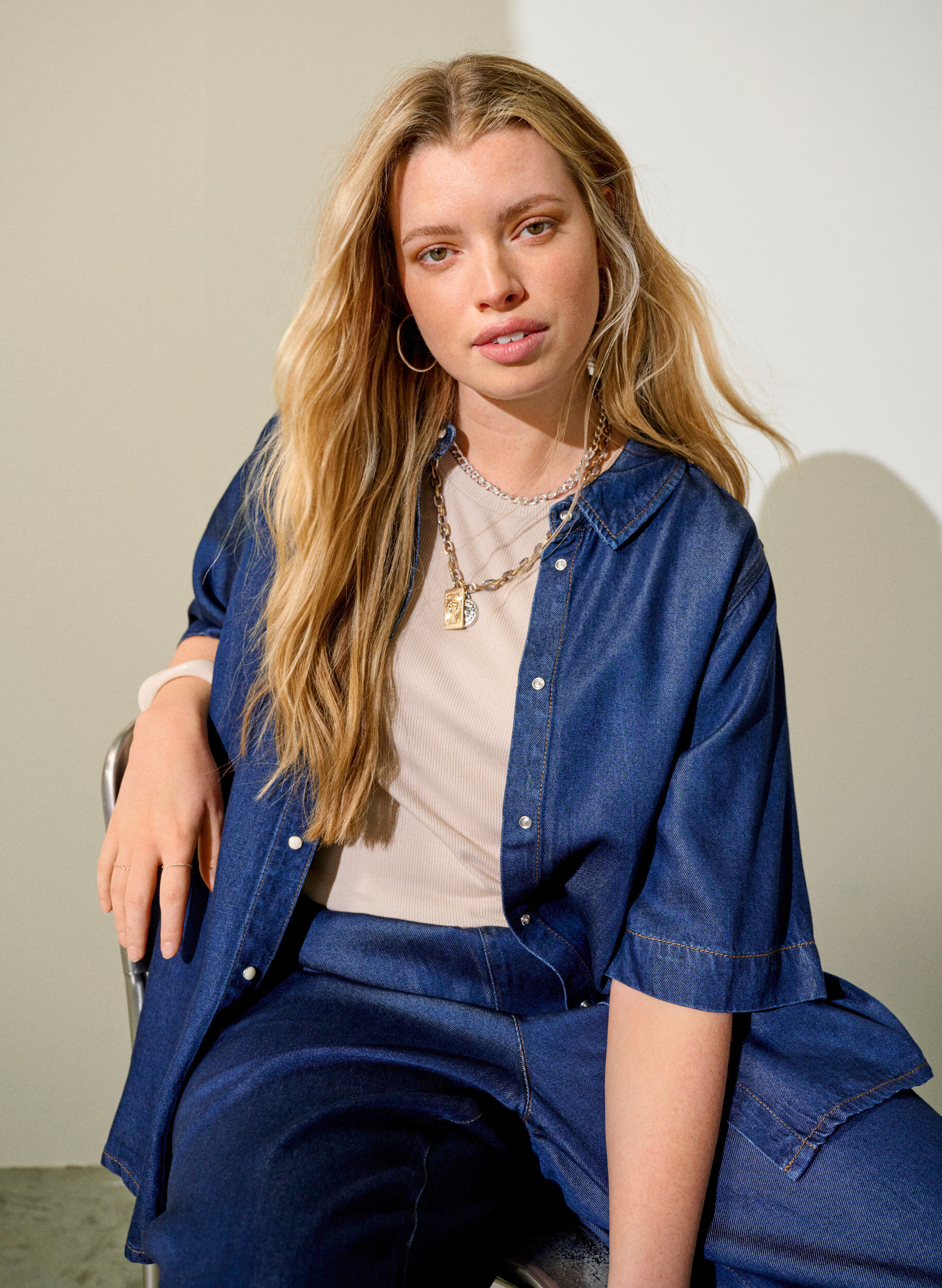 Zizzi Kortermet skjorte i lyocell med denimlook, Bl&aring;, Image image number 0