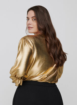 Shiny bluse med 3/4-puffermer, Gold, Model image number 1