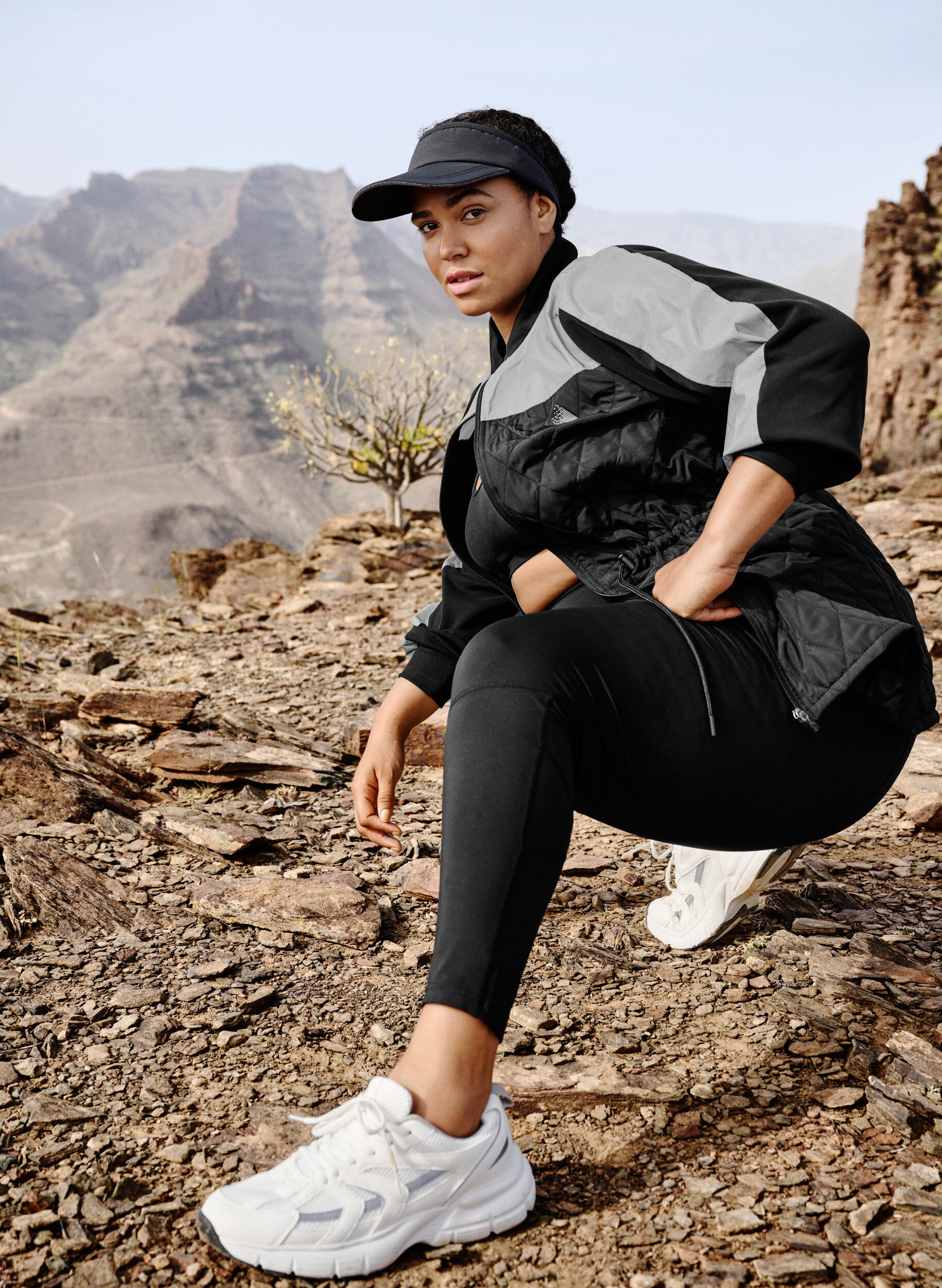 Zizzi Reflekterende sportsjakke med justerbar midje, Black w. Reflex, Image image number 0