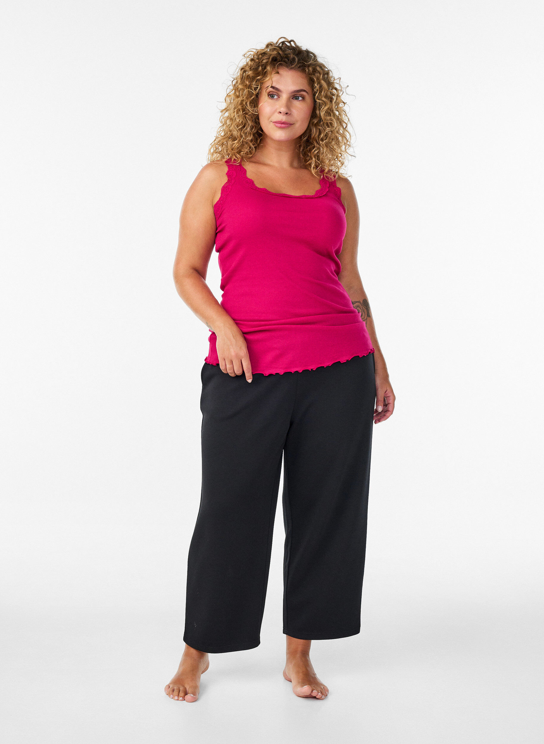 ZizziTopp med blondekant, Rosa, Model image number 1