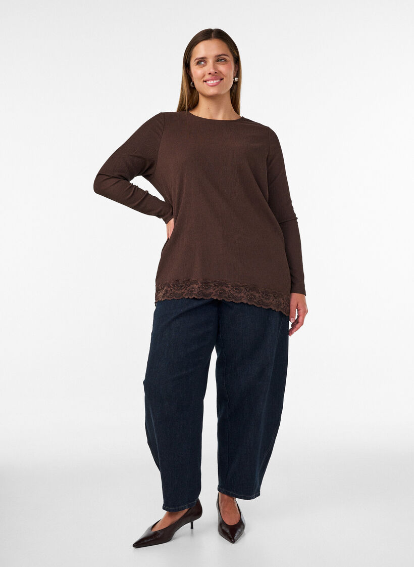 Jerseybluse med asymmetrisk blondedetalj, Brun, Model image number 1