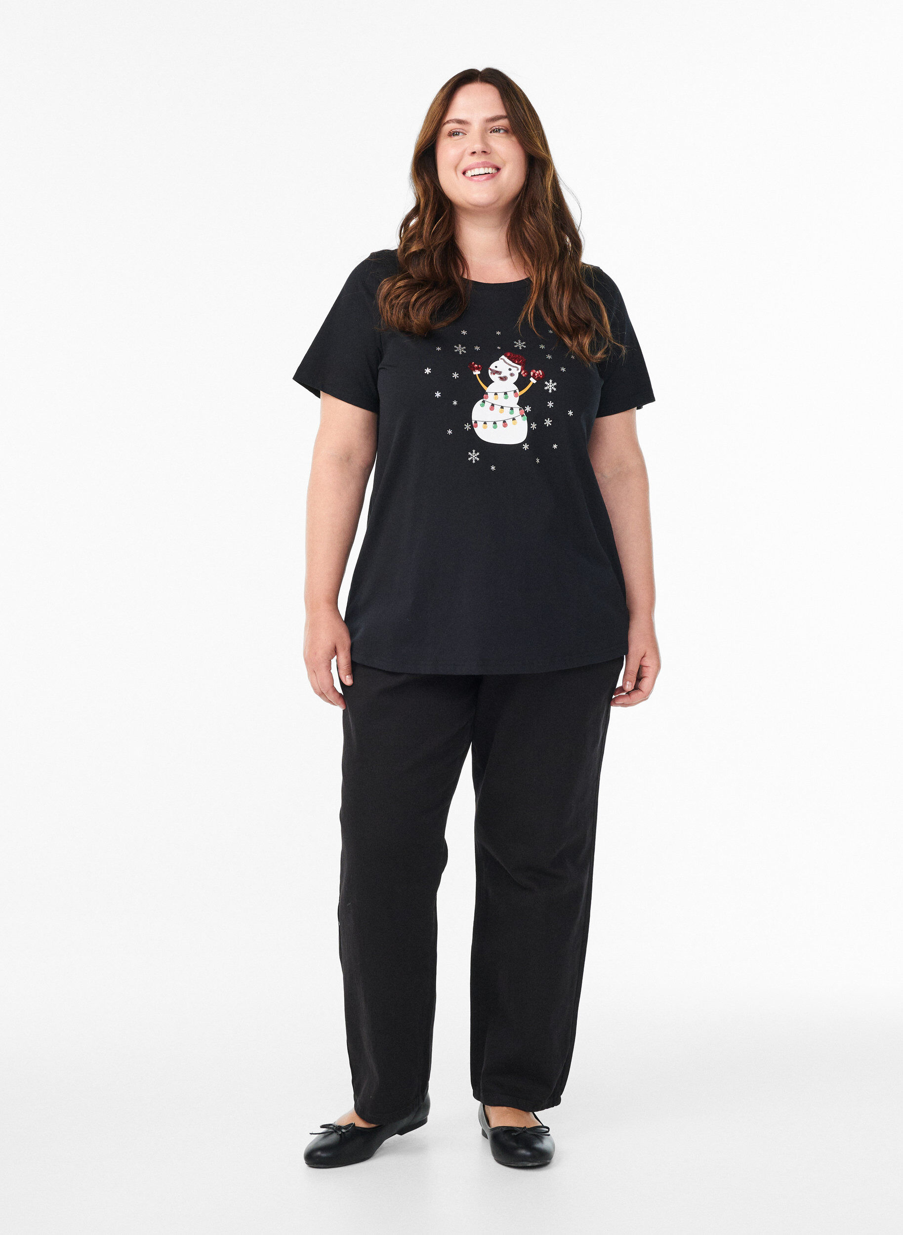 Zizzi Jule-T-skjorte i &oslash;kologisk bomull, Svart, Model image number 1