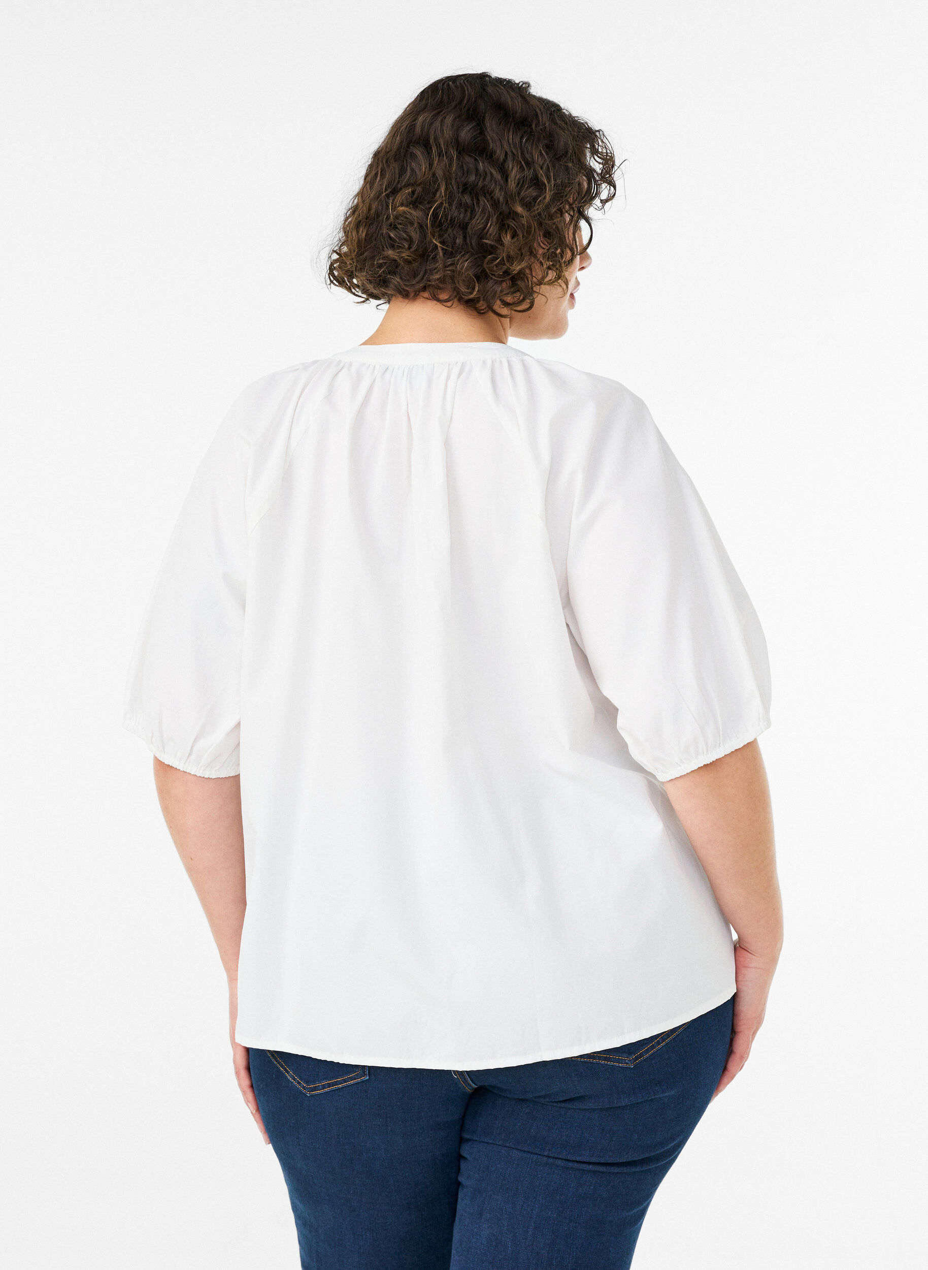 ZizziSkjortebluse med knappelukking og knytebelte, Hvit, Model image number 2