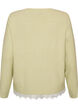 Strikkebluse med blondekant nederst, Gr&oslash;nn, Packshot image number 1
