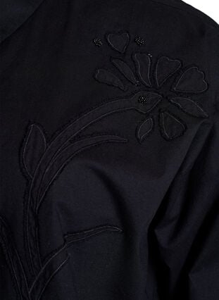 Zizzi Bomullsskjorte med tone-på-tone blomsterbroderi, Black, Packshot image number 3