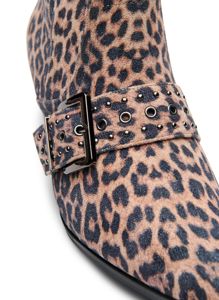Wide fit - Leopard-mønstret ankelstøvel med spenne og nagler, Leopard AOP, Packshot