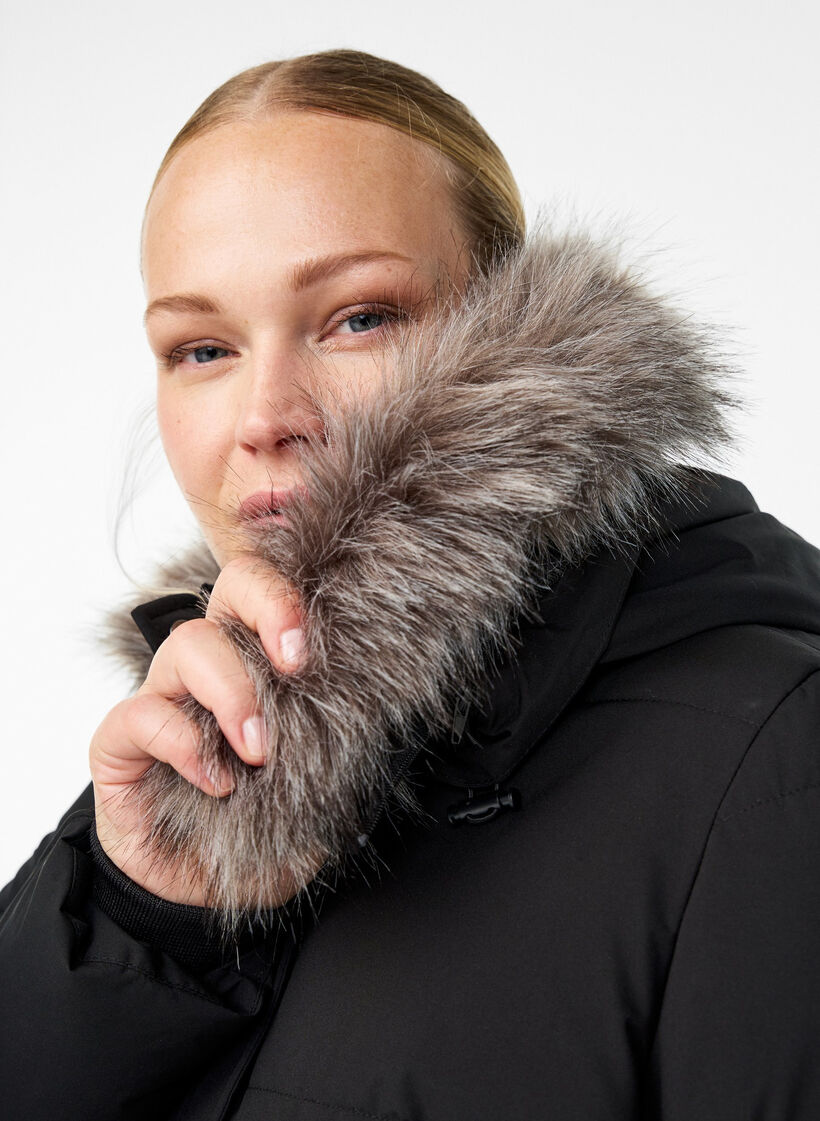 Vannavstøtende parkas med imitert pelskrage, Svart, Model image number 3