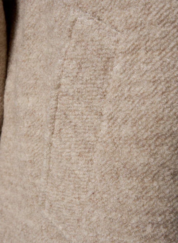 Rutete bouclè jakke med knapper, Simply Taupe, Packshot image number 2