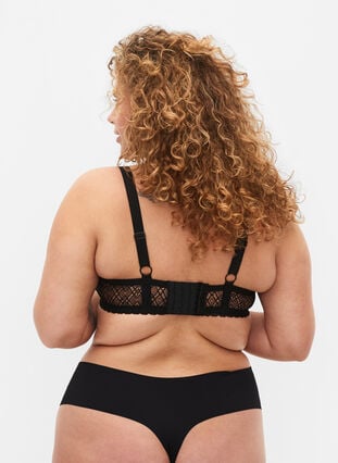 Zizzi Balconette med blonder og stringdetaljer, Svart, Model image number 2