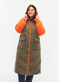 Lang fargeblokket vinterjakke med hette, Bungee Cord Comb, Model