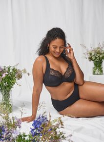 Heldekkende bh med polstrede stropper,  Heldekkende bh med polstrede stropper, , Model