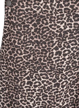 Zizzi Leopardmønstret denim-snekkerbukse., Light LEO, Packshot image number 2