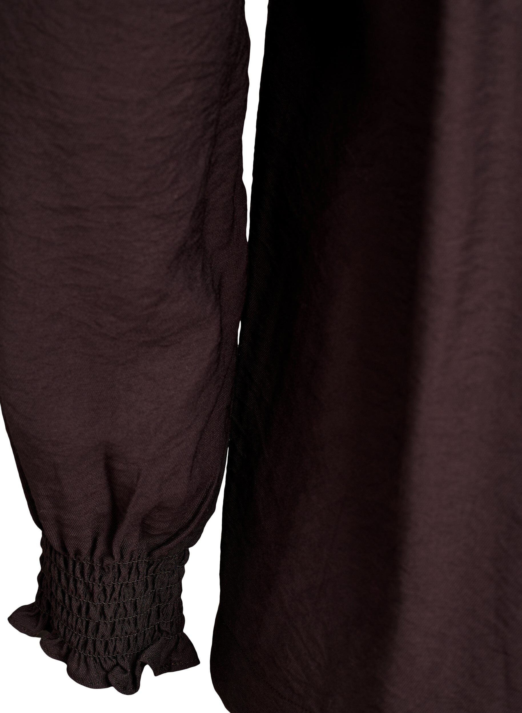 Zizzi Viskosebluse med smock og rynkede detaljer, Brun, Packshot image number 3