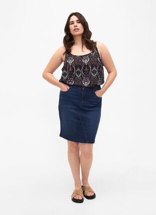 Zizzi FLASH - Topp med mønster, Black Rose Ethnic, Model image number 2