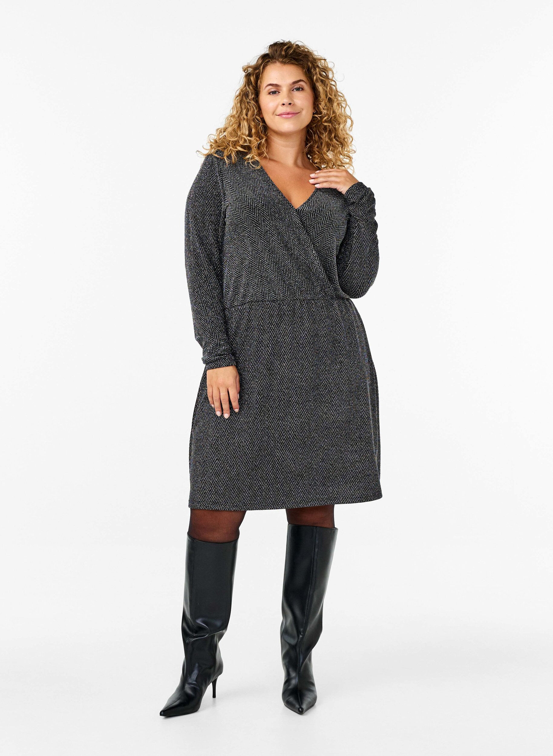 Zizzi Glitterkjole med sikksakkm&oslash;nster, Silver ZigZagShimmer, Model image number 2