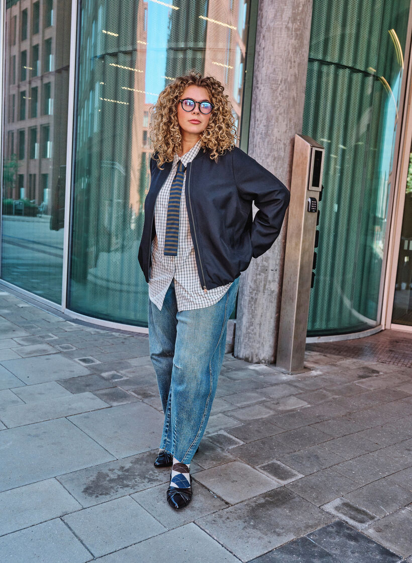 Jeans med barrel fit og en slitt vask, Bl&aring;, Image