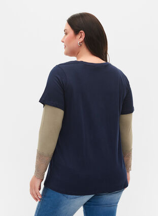 T-skjorte i bomull med ton-i-ton trykk, Navy Blazer, Model image number 1