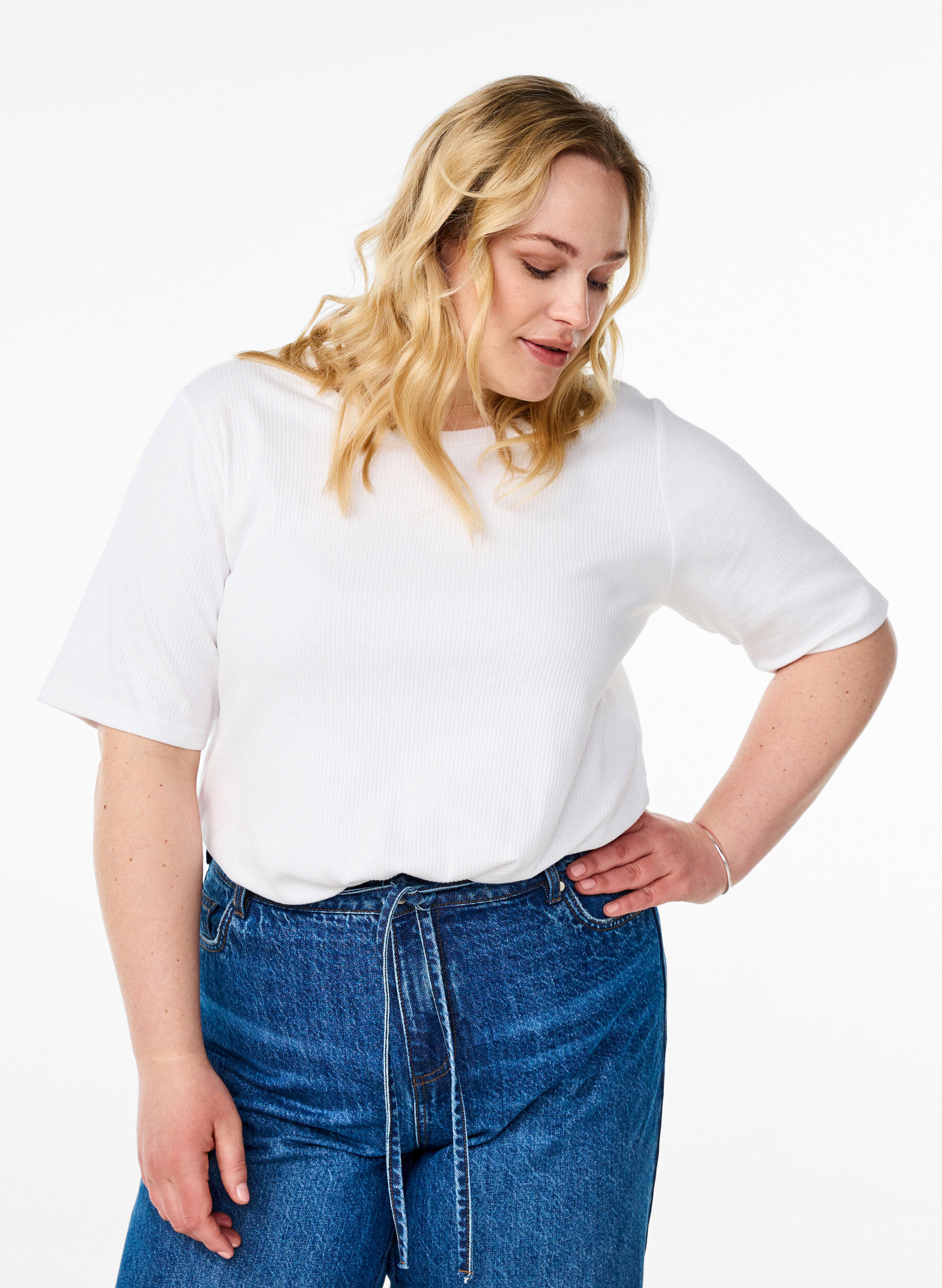 ZizziRibbestrikket jerseybluse med korte ermer, Hvit, Model image number 0