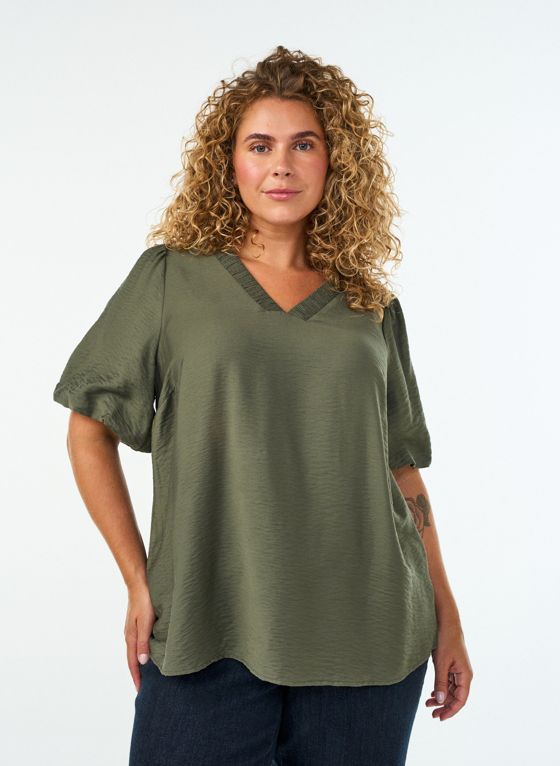 ZizziBluse med ballongermer og V-hals, Gr&oslash;nn, Model image number 0