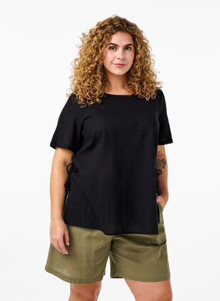Zizzi Løs shorts i bomullsblanding med lin, Deep Lichen Green, Model image number 0