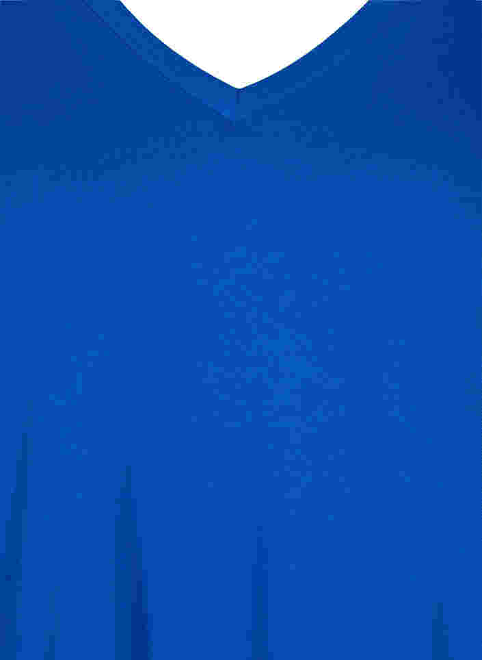 T-skjorte i organisk bomull med V-hals, Princess Blue, Packshot image number 2