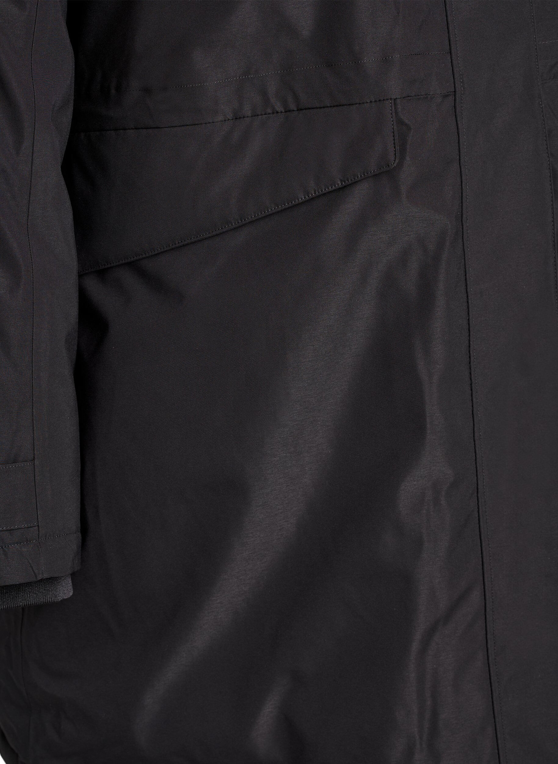 Zizzi Vannavst&oslash;tende parka med hette og funksjonelle detaljer, Svart, Packshot image number 3