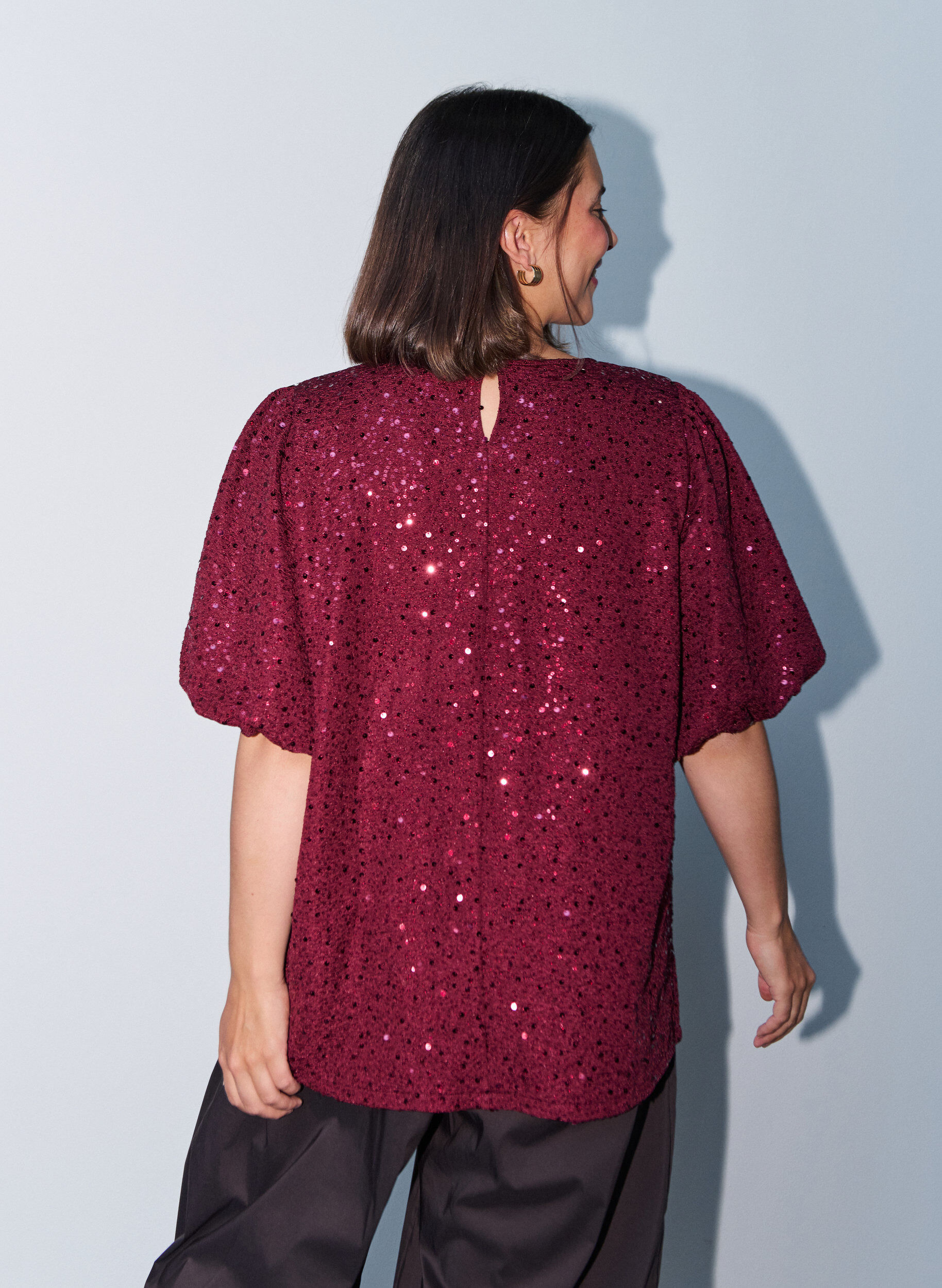 ZizziPaljettbluse med ballongermer, R&oslash;d, Model image number 2