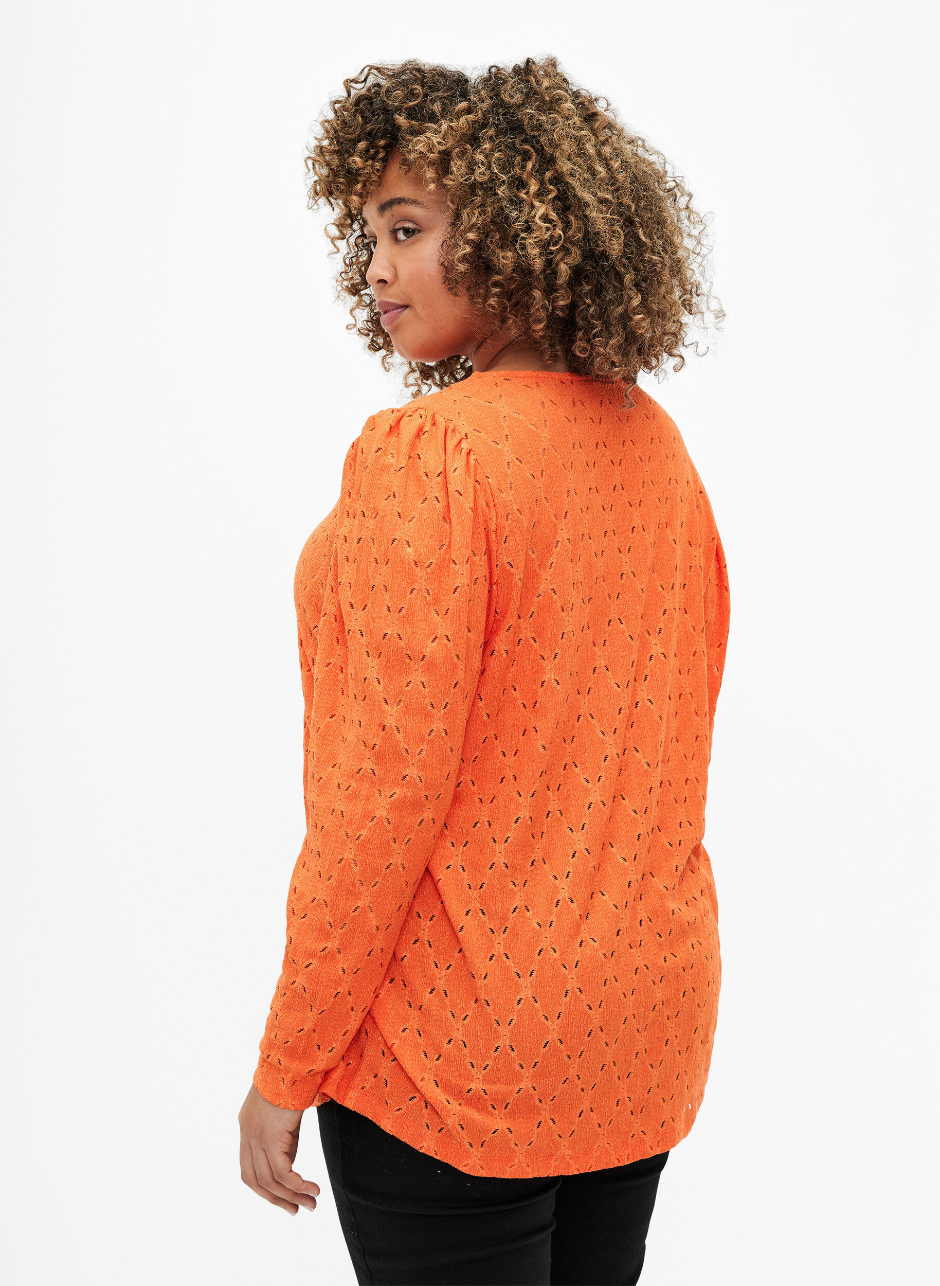 Zizzi Bluse med V-hals og hullm&oslash;nster, Carrot, Model image number 1