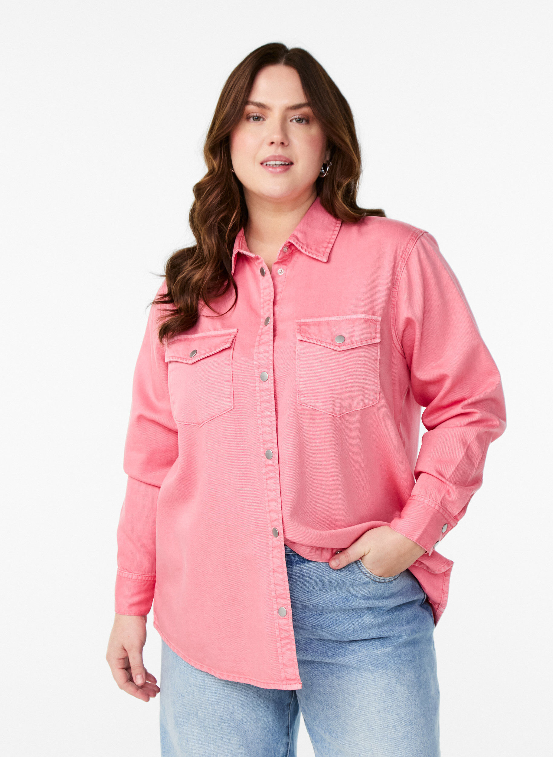 Zizzi Denimskjorte med brystlommer, Rosa, Model image number 3