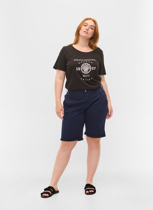 Kortermet T-skjorte i bomull med trykk, Black, Model image number 2