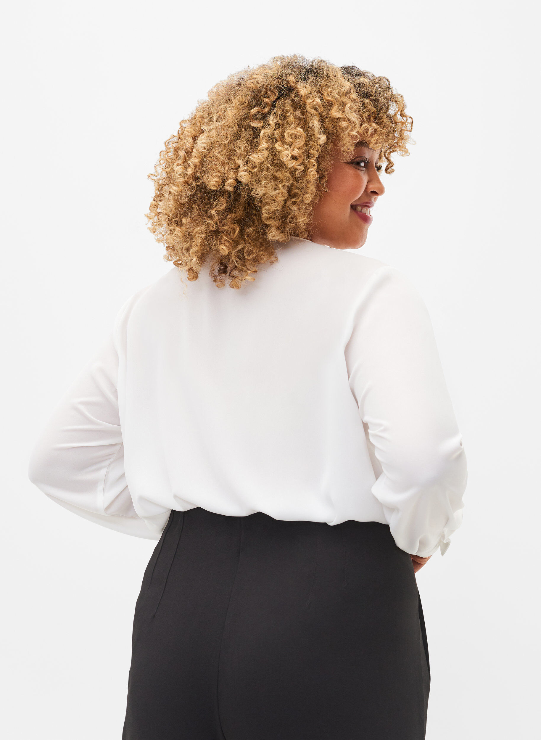 Zizzi Ensfarget skjorte med v-hals, Bright White, Model image number 1