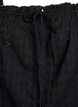 Ermel&oslash;s bluse med broderi anglaise og volanger, Svart, Packshot image number 2