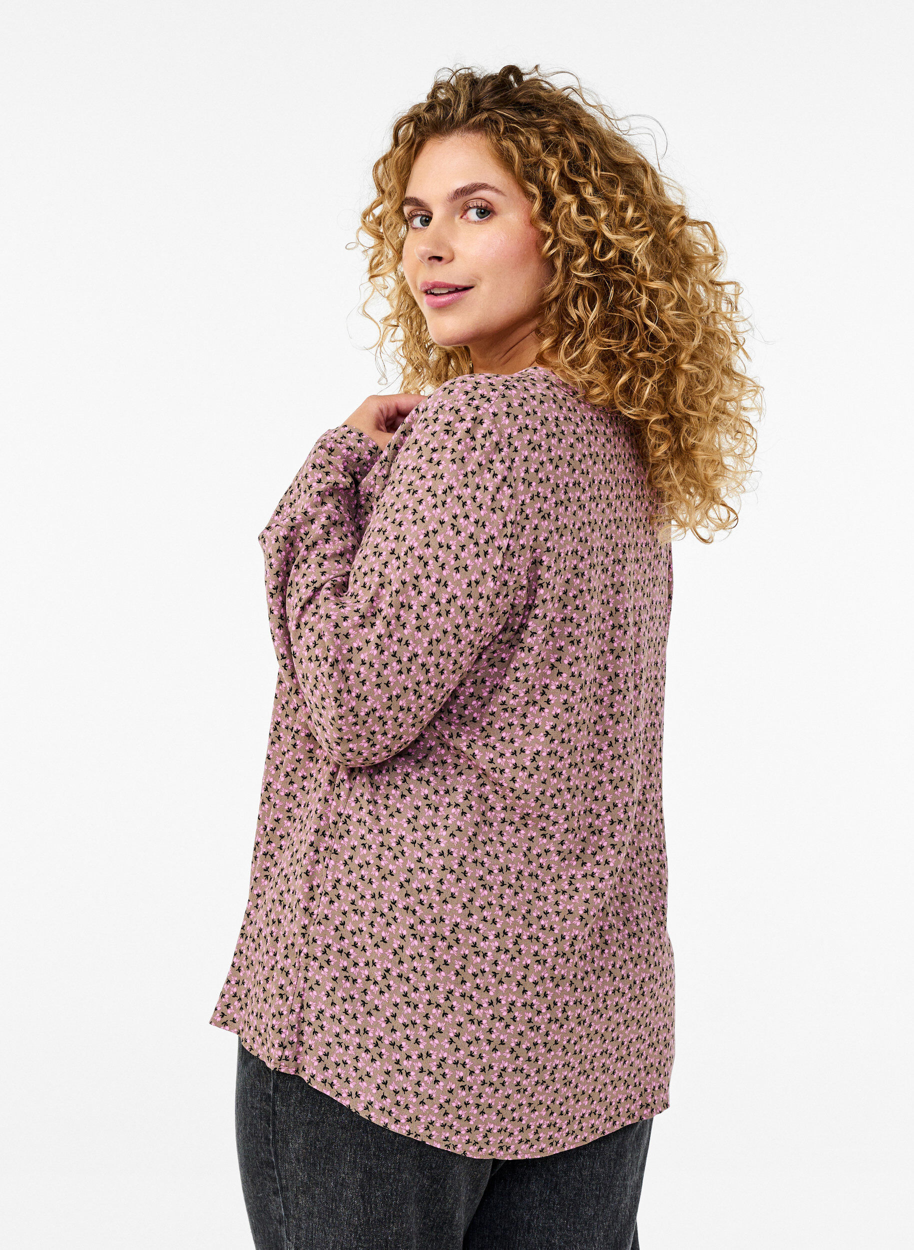 Zizzi Langermet bluse med blomsterprint og V-hals, Brun, Model image number 2