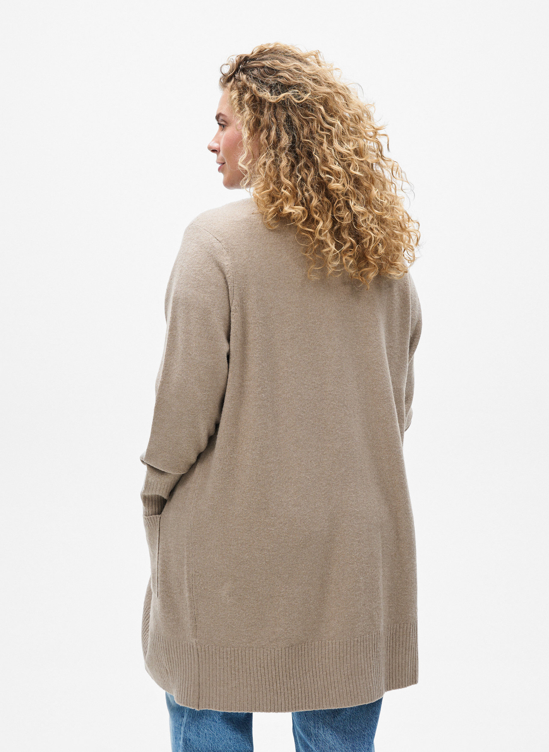 Zizzi Ribbestrikket cardigan med lommer, Beige, Model image number 2
