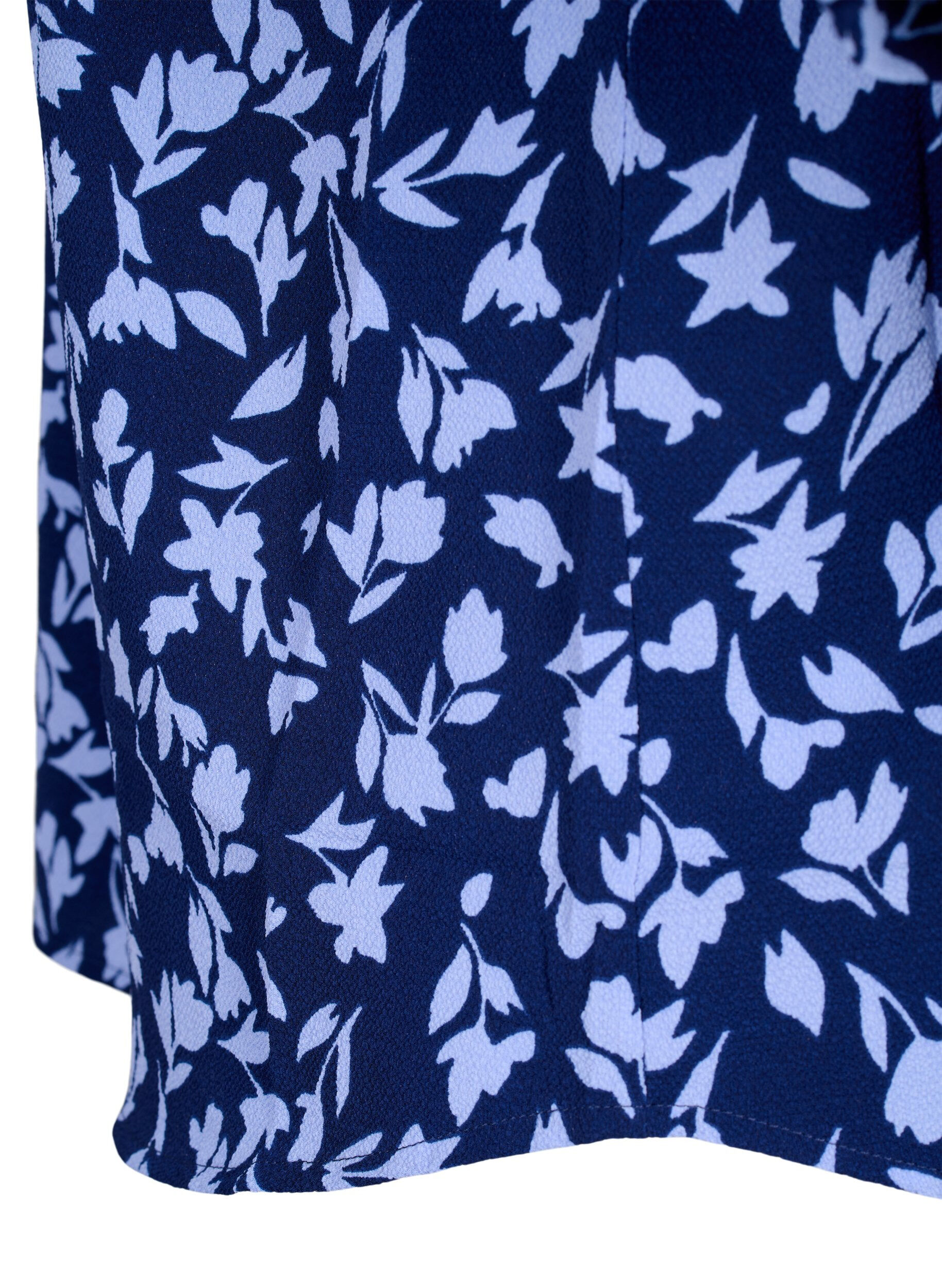Zizzi Blomstret bluse med 3/4-ermer, M. Blue Flower AOP, Packshot image number 3