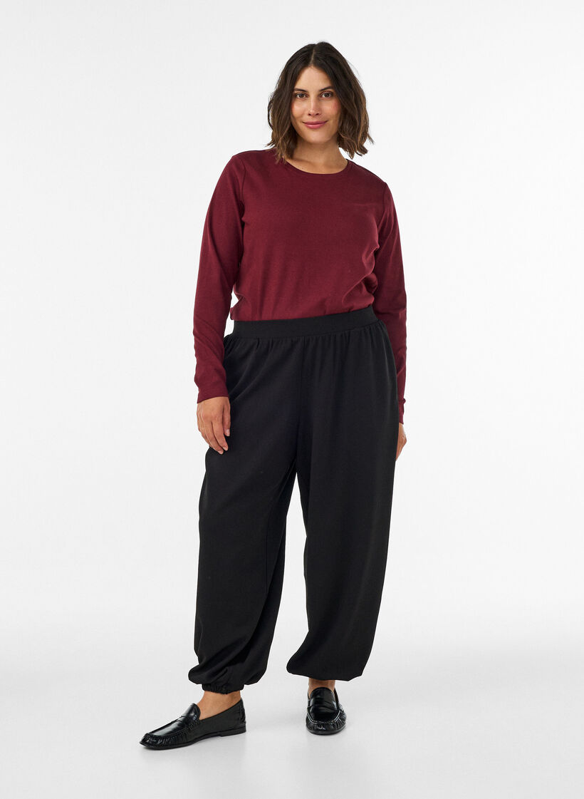Ballongbukser i jersey med h&oslash;y midje, Svart, Model image number 0