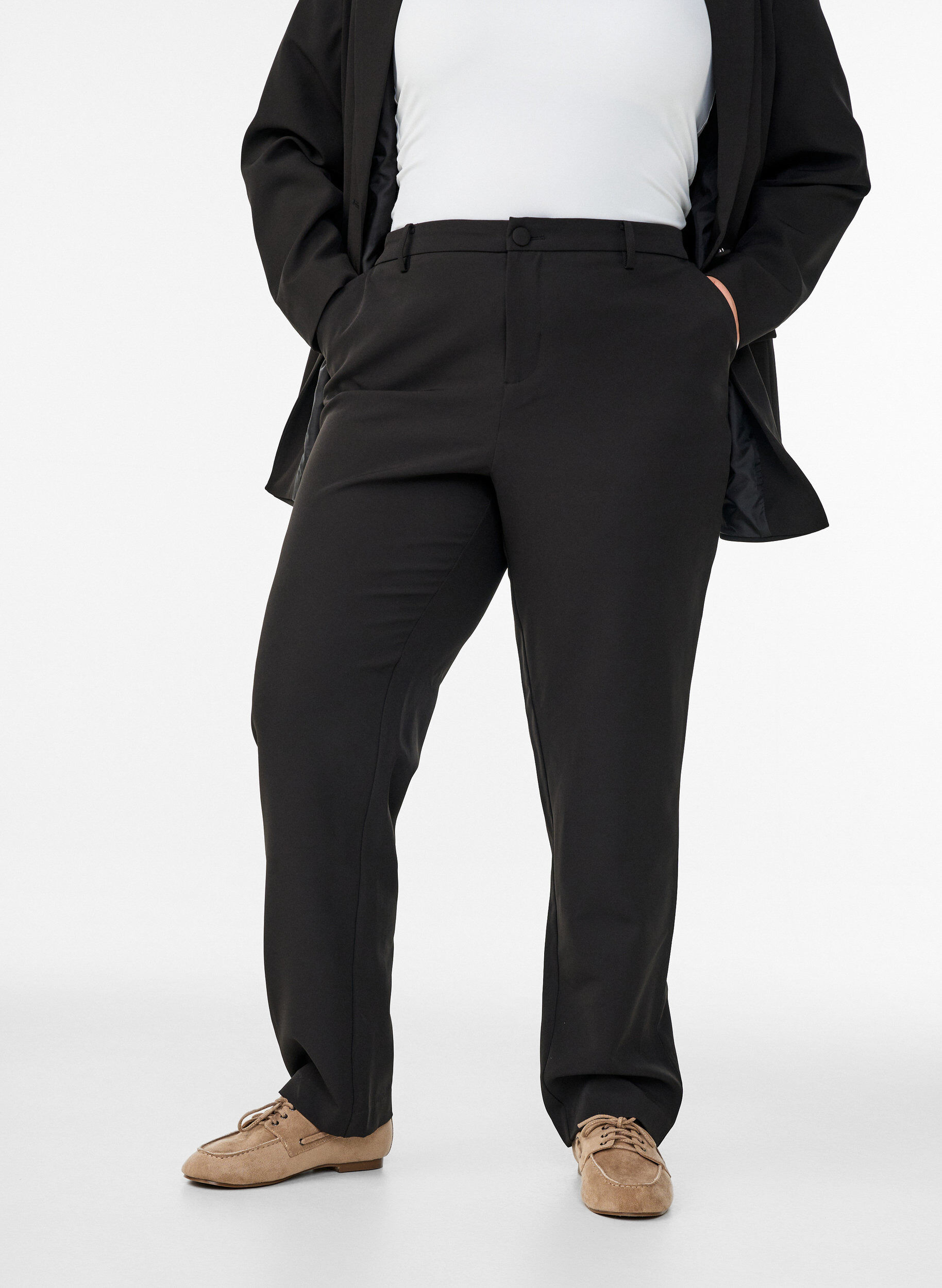 ZizziBukser med lommer og rette ben, Svart, Model image number 2