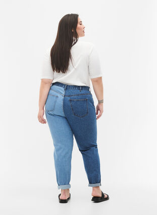 Tofarget Mille Mom Fit Jeans, Lt. B. Comb, Model image number 1