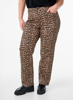 Zizzi Leopardjeans med regular fit og vanlig midje, Brun, Model image number 2