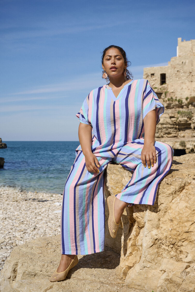 Pastellstripet sett, , Model