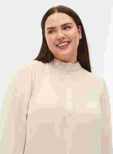 Langermet tunika med volangkrage, Warm Off-white, Model image number 2