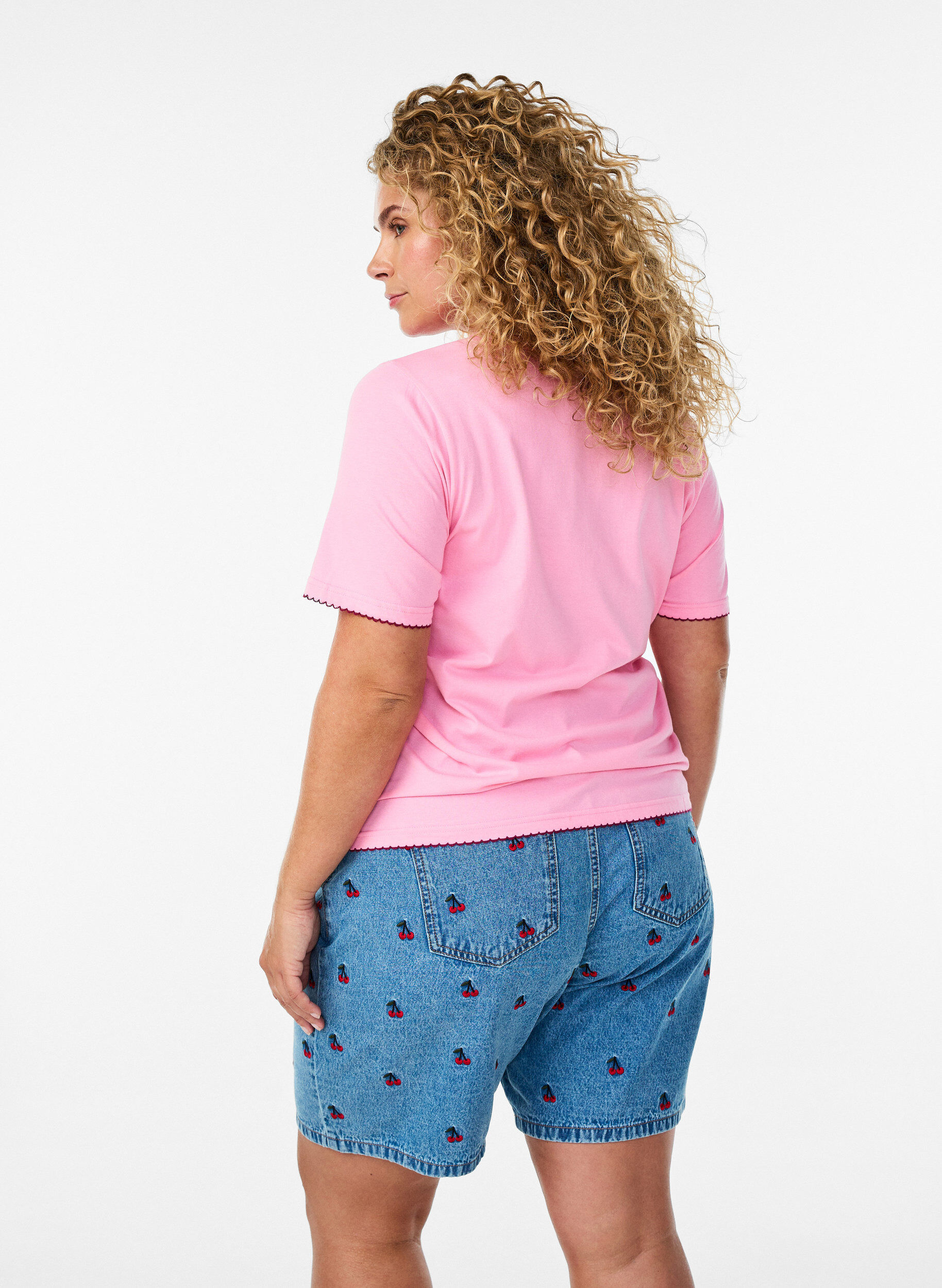 ZizziBroderte denimshorts, Bl&aring;, Model image number 2