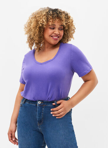 Ensfarget basis T-skjorte i bomull, Ultra Violet, Model image number 0