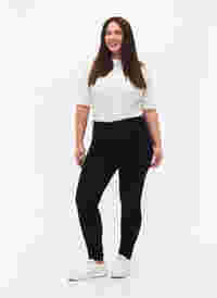 Super slim Amy jeans med høyt liv, Unwashed, Model