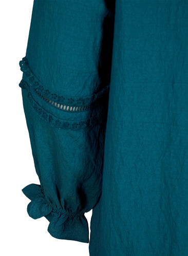 Viskosekjole med broderie Anglaise og volangdetaljer, Reflecting Pond, Packshot image number 3