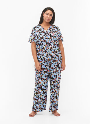 Mønstrete pysjamasskjorte i viskose, Black Blue Flower, Model image number 2