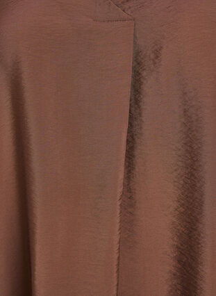 Zizzi Kjole med V-hals i viskose, Brun, Packshot image number 2