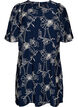 Kort A-formet kjole med brodert m&oslash;nster, Bl&aring;, Packshot image number 0